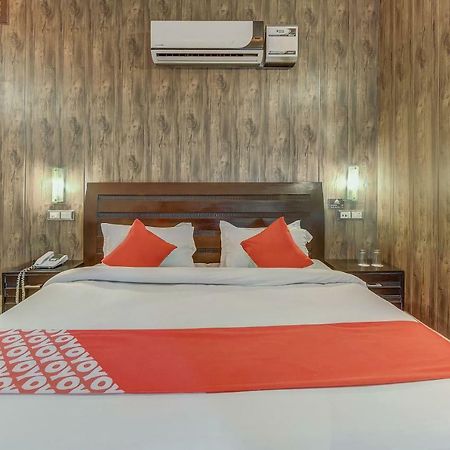 Oyo 27999 Hotel Deep Sirsa Luaran gambar