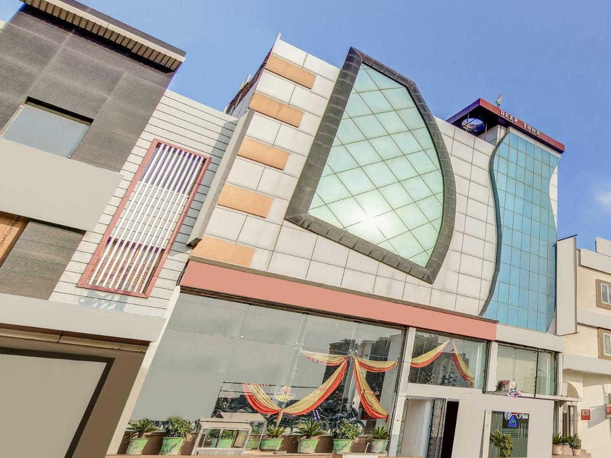 Oyo 27999 Hotel Deep Sirsa Luaran gambar